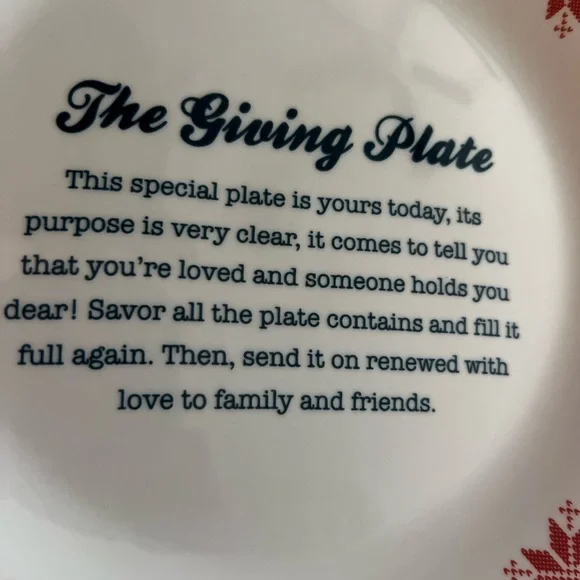 Red Snowflake The Giving Plate - Picture 3 of 4